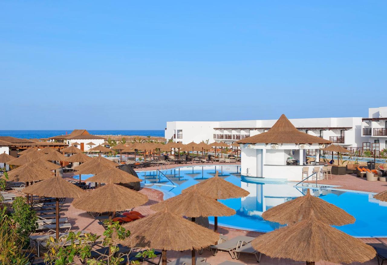 Melia Llana Beach Resort & Spa (Adults Only) Санта Мария Екстериор снимка
