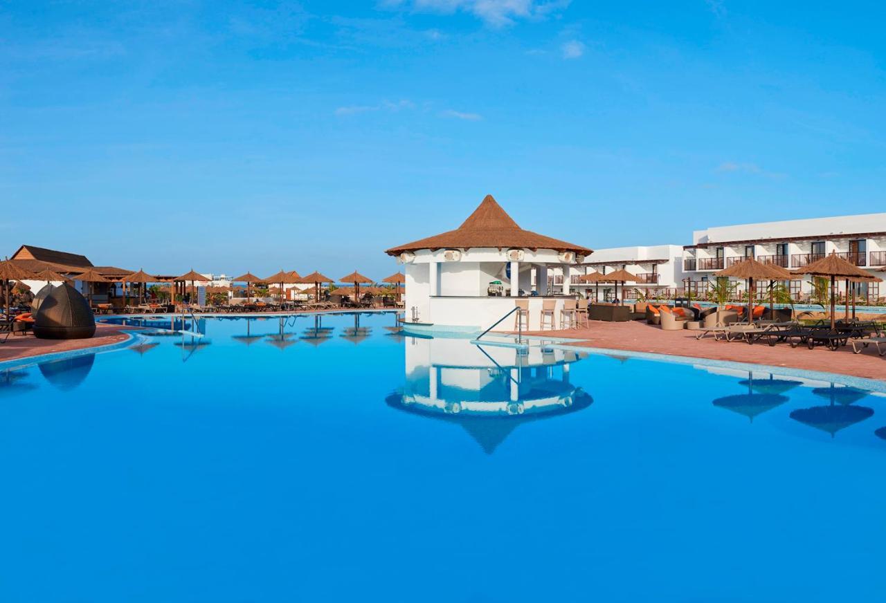 Melia Llana Beach Resort & Spa (Adults Only) Санта Мария Екстериор снимка