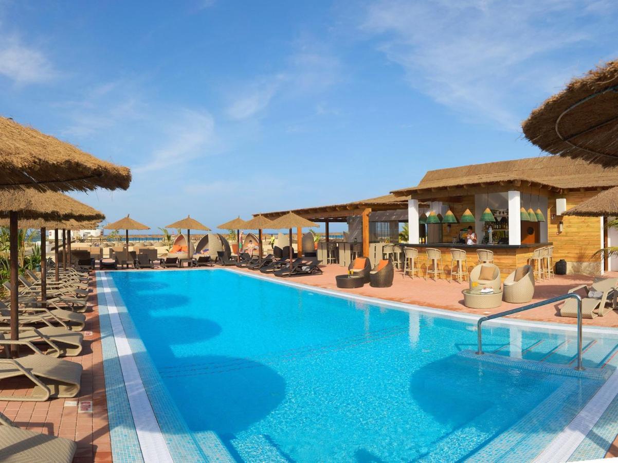 Melia Llana Beach Resort & Spa (Adults Only) Санта Мария Екстериор снимка